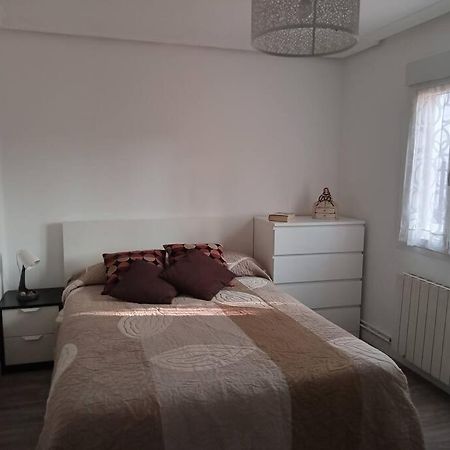 Апартаменти Preciosa Casa Bi-Familiar Al Lado De Donosti. Ірун Екстер'єр фото